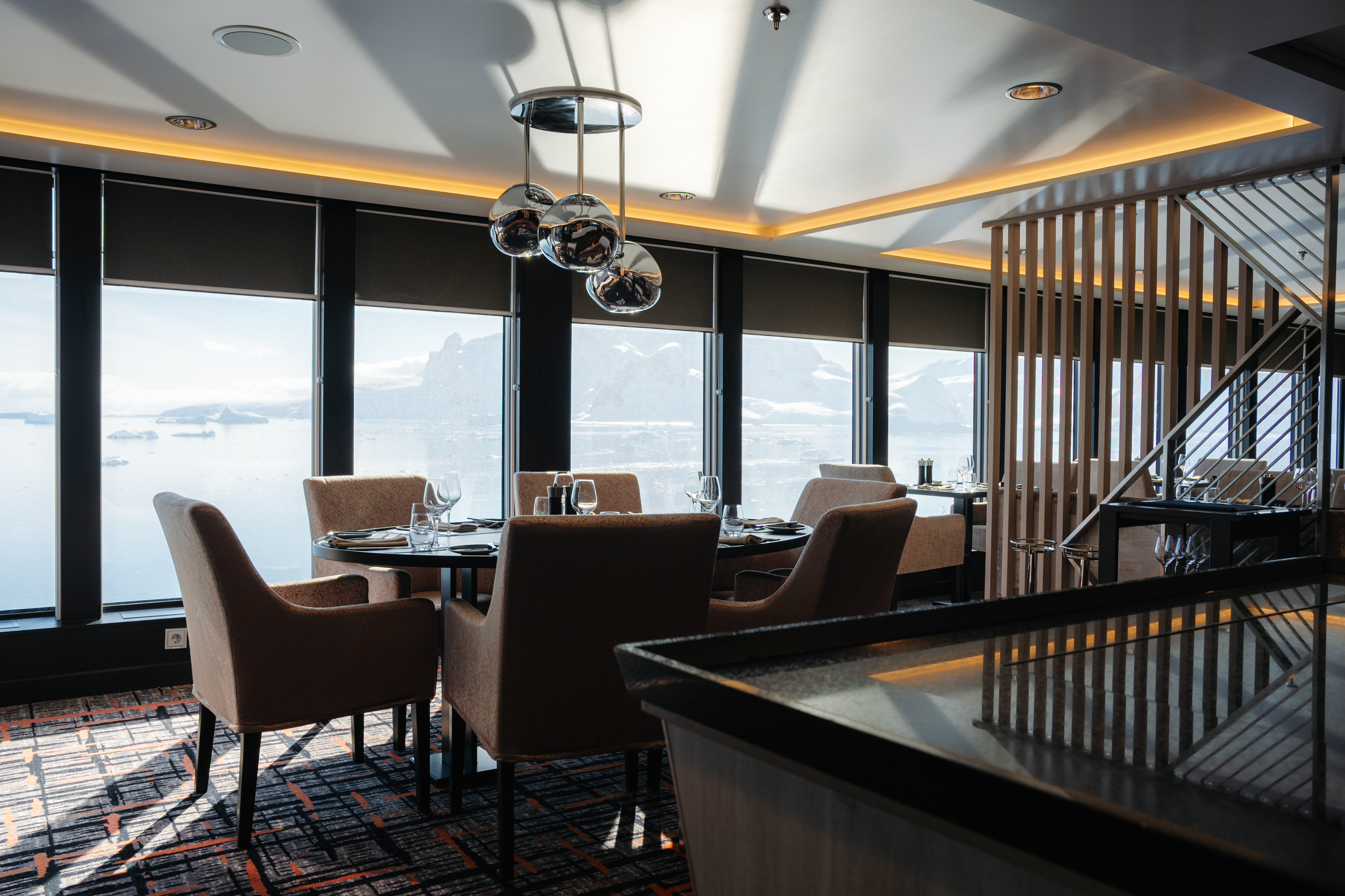 MS Roald Amundsen - Lindstrøm